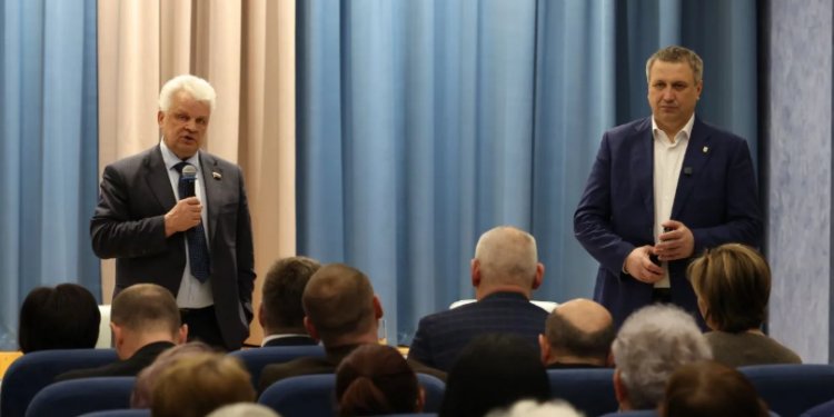 Иван Носков: в Самаре построят школу на Мехзаводе и ДК в Крутых Ключах