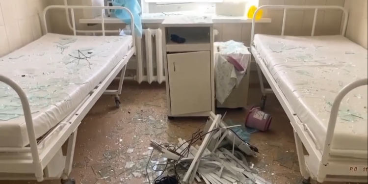 Опубликовано видео последствий прилета БпЛА рядом с роддомом в Новокуйбышевске