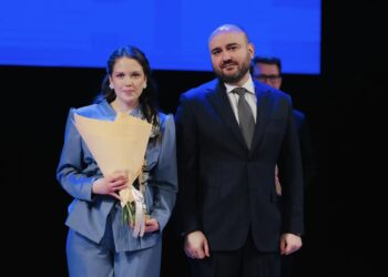 В Самарской области лучшему учителю 2026 года подарили «Ладу Гранту»