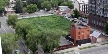 Владельцу «Вива Лэнда» обесценивают площадку в центре Самары