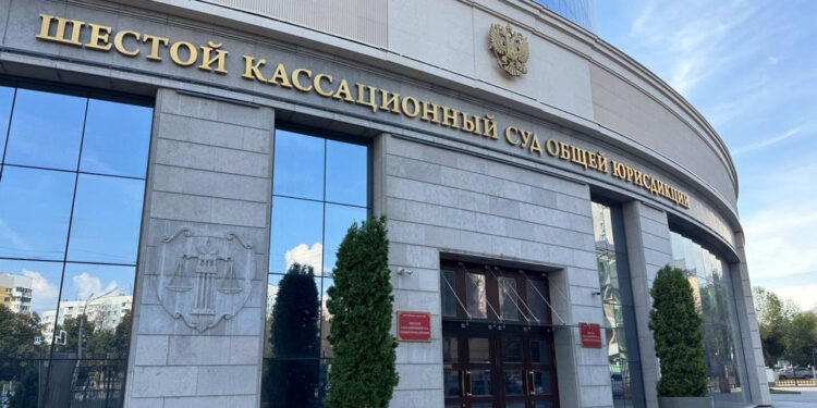 Мать павшего самарского бойца СВО борется за страховые выплаты с его отцом-алиментщиком