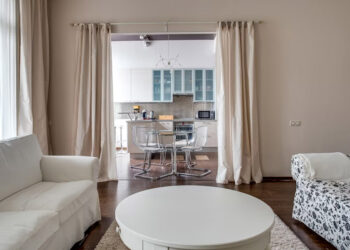 В Самаре количество предложений по сдаче квартиры выросло почти вдвое с начала 2026 года по версии Домклик