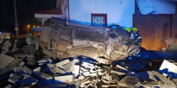 В Самарской области водитель иномарки погиб, врезавшись в десятки памятников