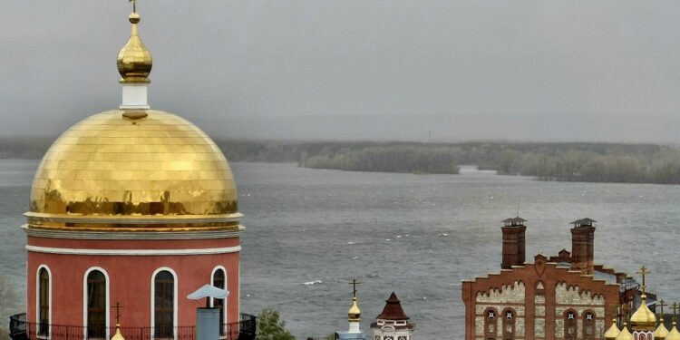 В Самарской области из-за шторма приостановлена работа пристани «Подгоры»