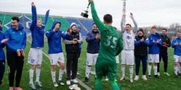 «Виктория» избавилась от приставки «вице» и стала чемпионом области по футболу