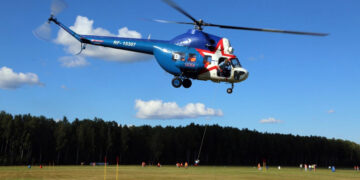 Самарские подростки теперь смогут обучаться в легендарной школе вертолетного спорта