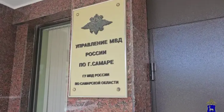 В Самаре будут судить рецидивиста, обманувшего женщину на 1,5 млн и шантажировавшего ее