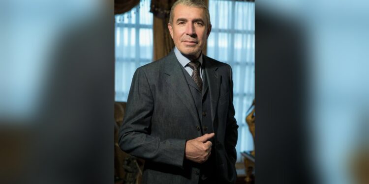 Владимир Аветисян поздравил машиностроителей с Днём Победы