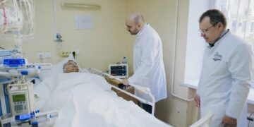 Состояние пострадавшего от атаки БПЛА в Самаре остается тяжелым