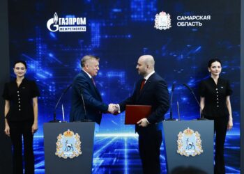 Губернатор Федорищев объявил старт работы Самарской области на ПМЭФ и подписал первое соглашение