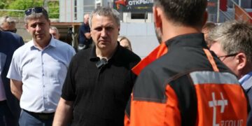 Носков проверил ремонт теплосетей в Самаре: 50 км заменят до 30 сентября