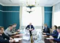 Губернатор Самарской области ввел временные лимиты на продажу топлива на АЗС