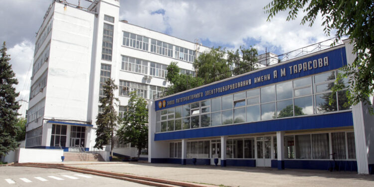 АвтоВАЗ выкидывает за борт завод им. Тарасова после того, как тот его спас