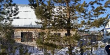 76-летний житель Самарской области расчленил знакомого и выкинул останки в выгребную яму