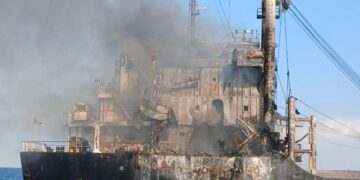 Эксперты: ВС РФ начали бить по судам в Черном море противокорабельными ракетами