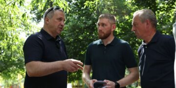 Иван Носков проверил водоем в сквере Дубовый колок в Самаре