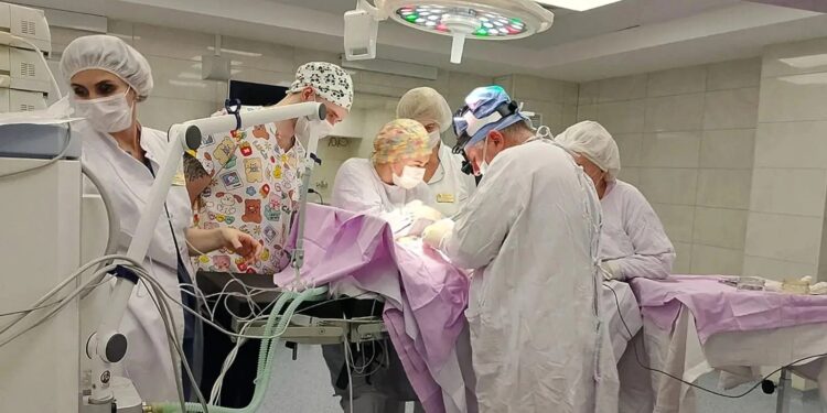 В Самаре новорожденной девочке удалили опухоль весом около 2 килограммов