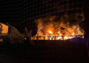 Взрывы и пожары в Одессе: Россия вновь нанесла удар по портам Украины и грузовым судам