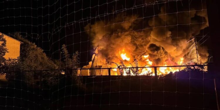 Взрывы и пожары в Одессе: Россия вновь нанесла удар по портам Украины и грузовым судам