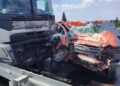 В Самарской области еще одна легковушка влетела под фуру