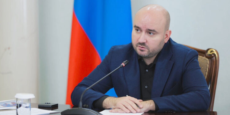 Власти Самарской области помогают тысячам сотрудников сгоревшего склада Wildberries