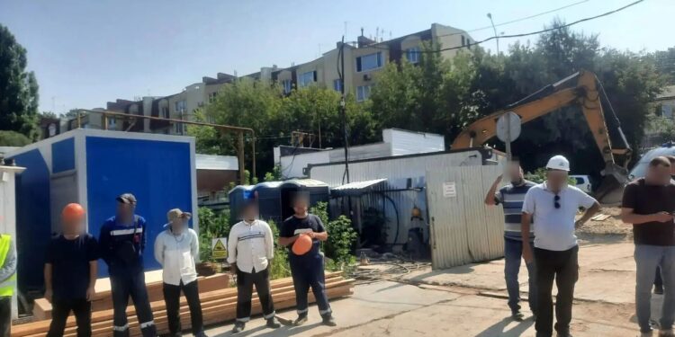 В Самарскую область не пустили 48 мигрантов, ранее нарушавших закон