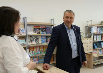 Носков проверил новый корпус школы №92 в Самаре: там учатся более 550 детей