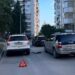 В Самаре 8-летний мальчик попал под колеса авто, катаясь на самокате во дворе