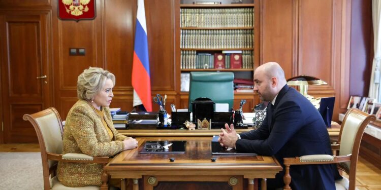 Губернатор Самарской области доложил Валентине Матвиенко о развитии региона