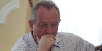 В Самаре уволен глава района, от которого в губдуму прошли сразу два коммуниста