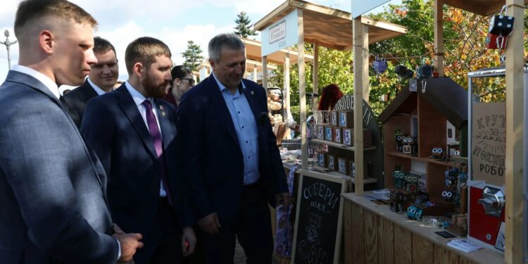 Иван Носков: самарские модельеры представили продукцию для СВО на ярмарке
