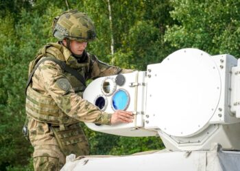 Глава РАН: российское лазерное оружие показало высокую эффективность