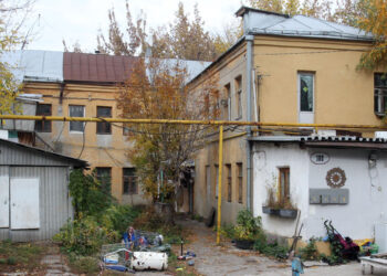 «Трансгруз» не смог затормозить снос аварийного дома, чтобы освоить площадку в центре Самары