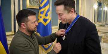 Маск объяснил опасность использования Starlink для нанесения ударов вглубь России