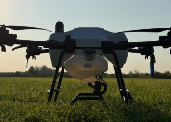 В Самарской области представили обновленную версию агродрона С-80